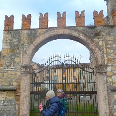 P1170479   Entrata all  ex Corte Scaligera.